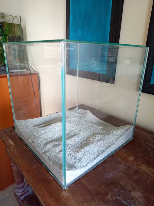 Aquário 14l Cube 15 da ciano