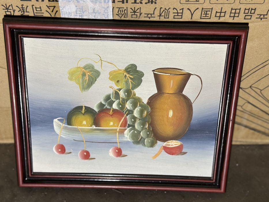 Vendo varios quadros