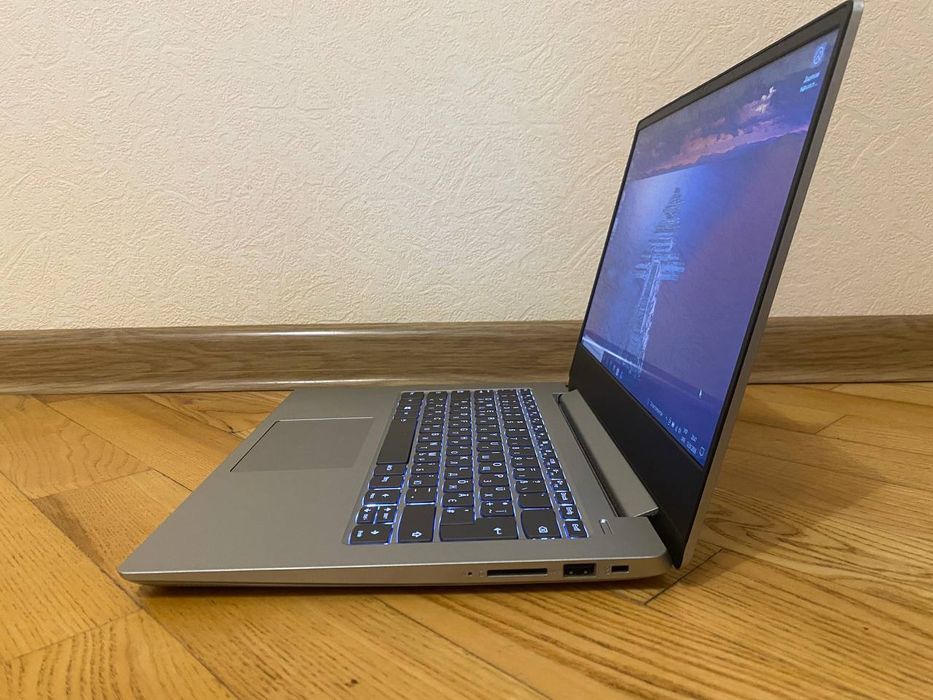 Lenovo Ideapad 330S