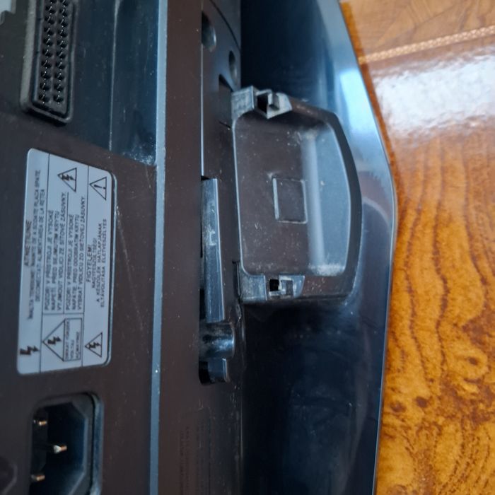 TV LG, ecrã de 50cm