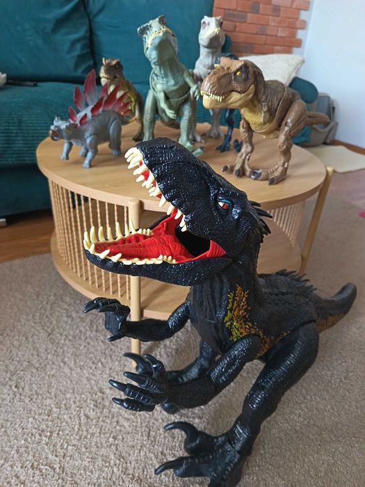 Dinozaury figurki
