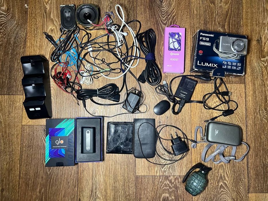 На ремонт или розборку Джойстики , Playstation 3 / 4 hdd 2.5 micro sd