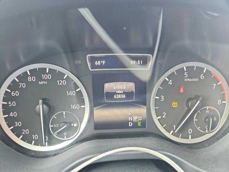 2018 Infinity QX30 PREMIUM
