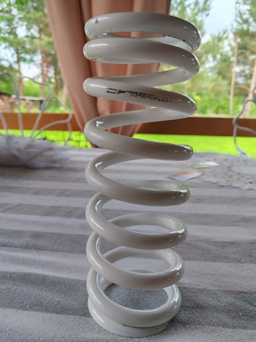 Sprężyna tylnego amortyzatora wp ktm Husqvarna 63-66-69 225