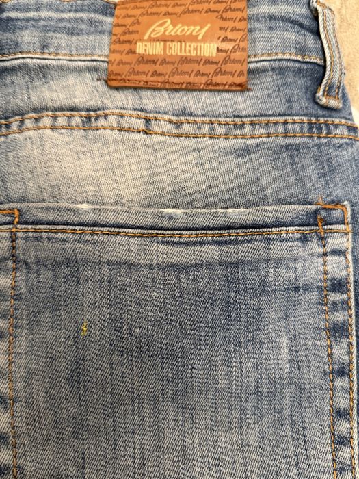 Продам джинсы Brioni