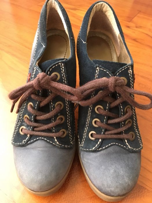 Sapatos cubanas azul