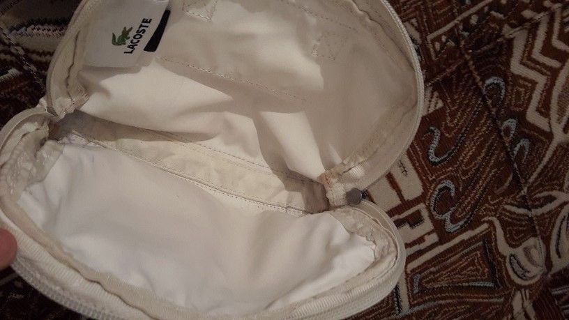 Saszetka Lacoste biała