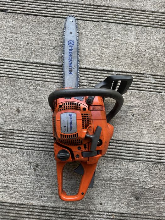 Motosserra husqvarna 135