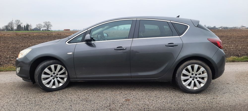 Opel astra J   IV