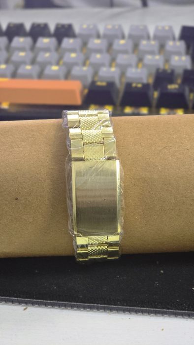Relógio Masculino Geneva dourado