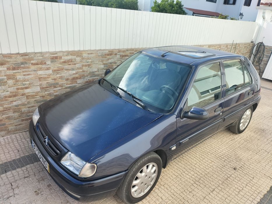Citroen saxo 5 portas .