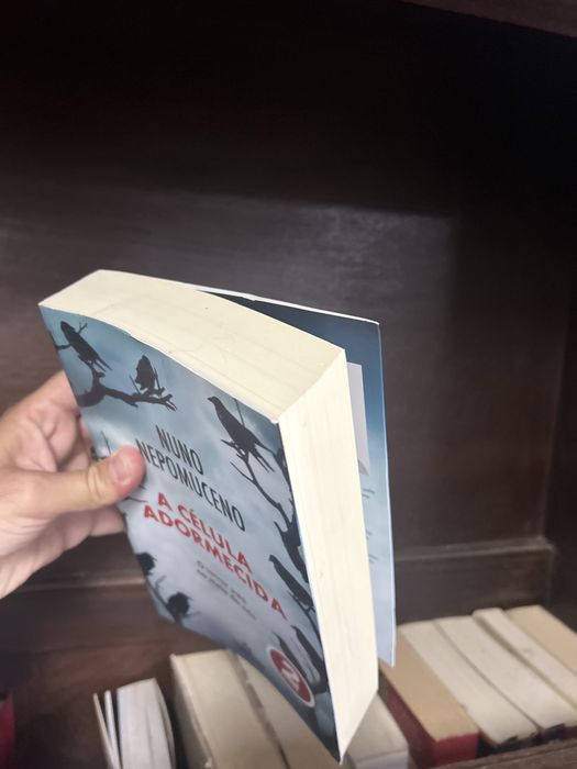 A Celula adormecida - Nuno Nepomuceno