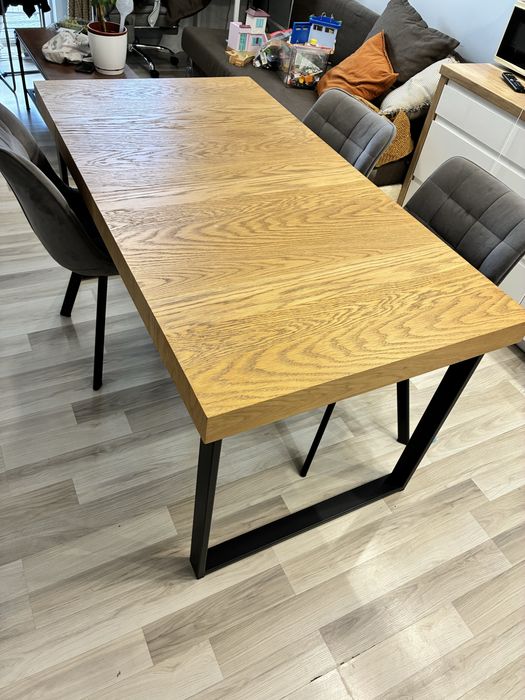 Solidny drewniany stół 150 x 80 (z dodatkowym blatem 50 cm)