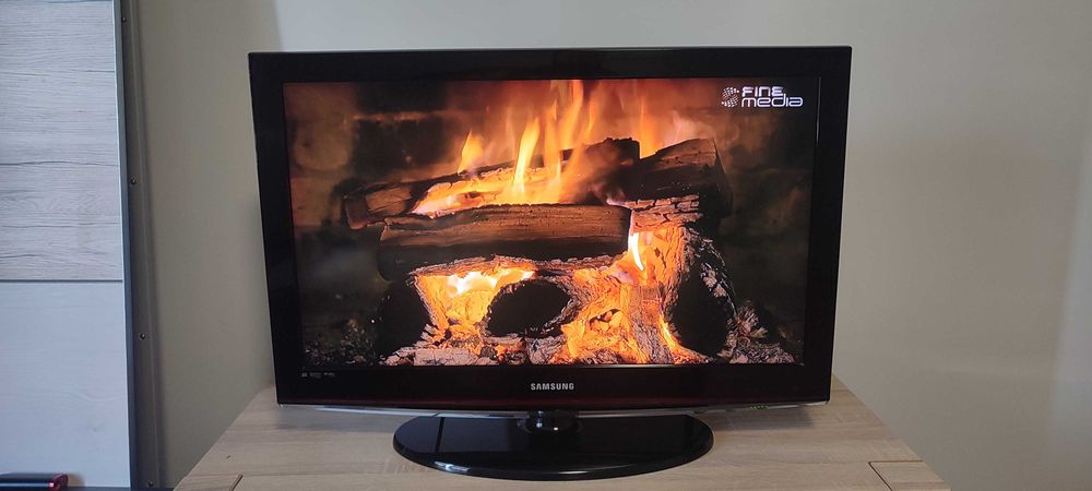 Telewizor Samsung 32" LE32C450E1W + Pilot | Sprawny, ładny obraz