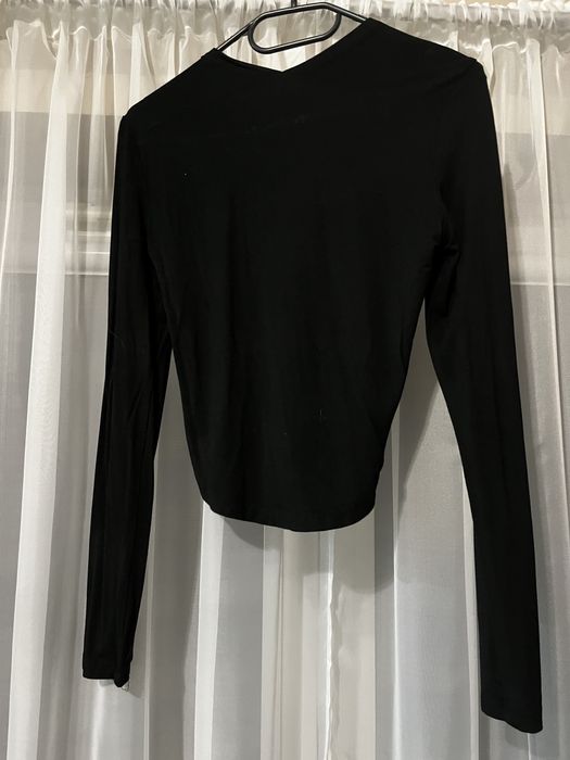 Top z dlugim rekawem