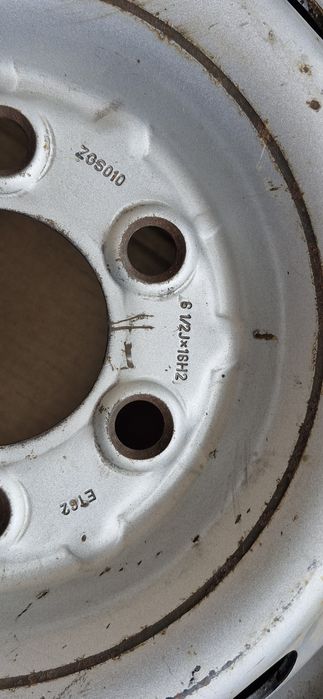 Jantes + pneu, roda suplente Mercedes Sprinter W906.  235/65R16C