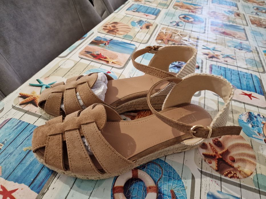 Vendo Sandalias de Seaside Como Novo