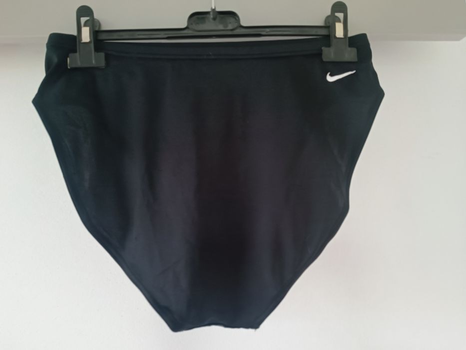 Nike swim majtki kąpielowe damskie wysoki stan czarny dół od bikini