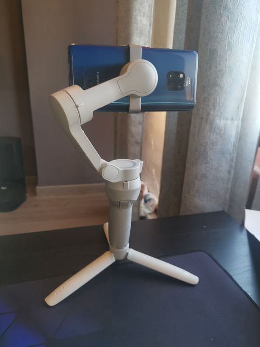 Estabilizador / Gimball DJI Osmo Mobile SE
