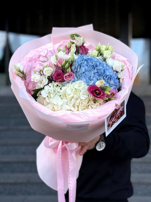 101 троянда, доставка квітів рози оптом