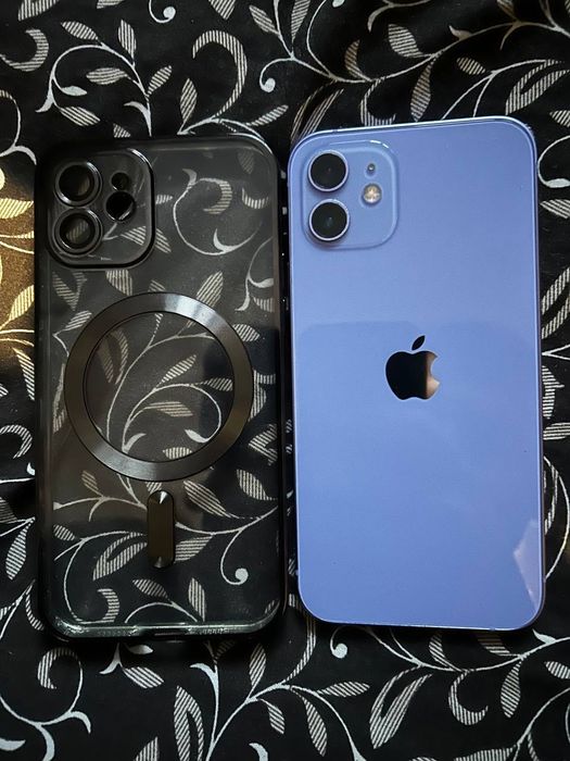 Продам айфон 12 128 gb