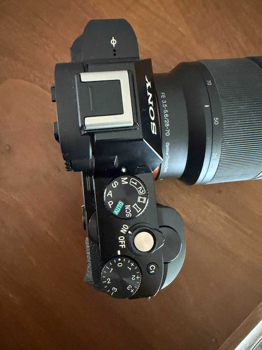 Sony A7R + Lente 28-70mm | Como Nova (607 disparos)