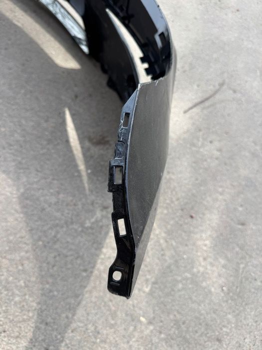 2024 Tesla У бампер