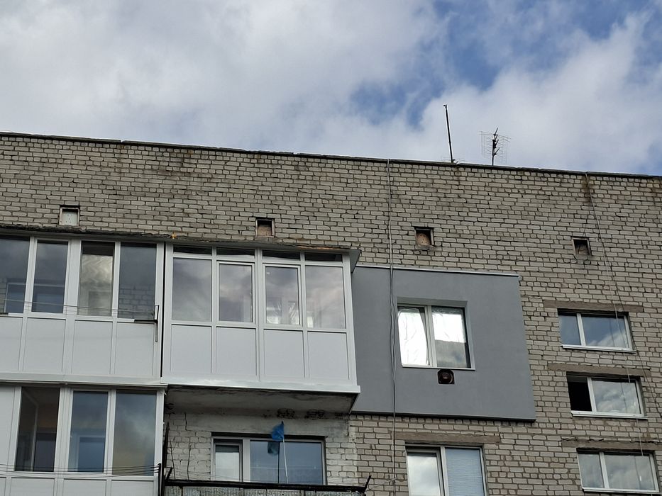 Продається ТРИКІМНАТНА квартира