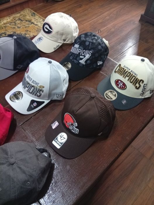 Фірмові бейсболки.NBA,NFL