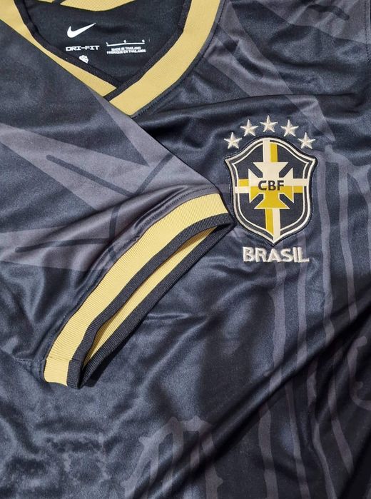 Camisa Brasil Preta e Dourada