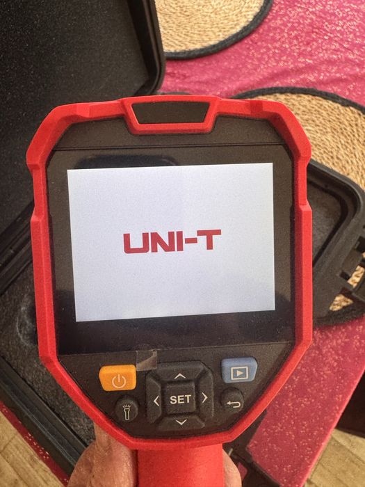 Uni-T   720 E Kamera Termowizyjna UTi720E