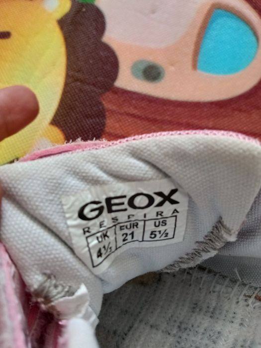 Ténis Geox menina tamanho 21 com uso