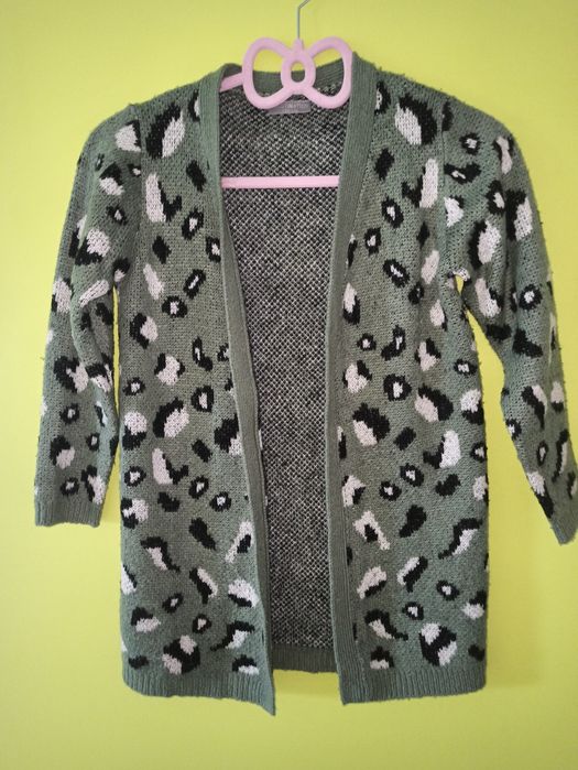 Sweter dłuzszy 134-140