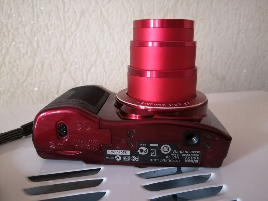 Цифровий фотоапарат Nikon coolpix