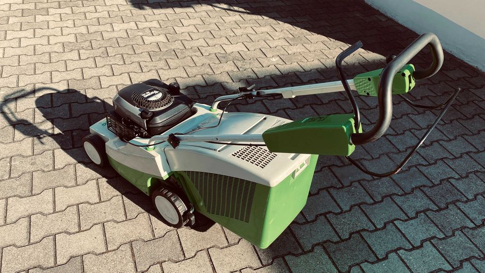 Spalinowa Kosiarka VIKING 455  z napędem