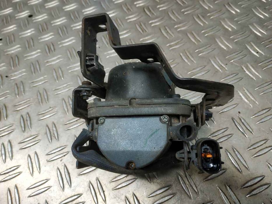 Mitsubishi Lancer 9 03- фара протитуманна ПТФ L LI1572 MN154901