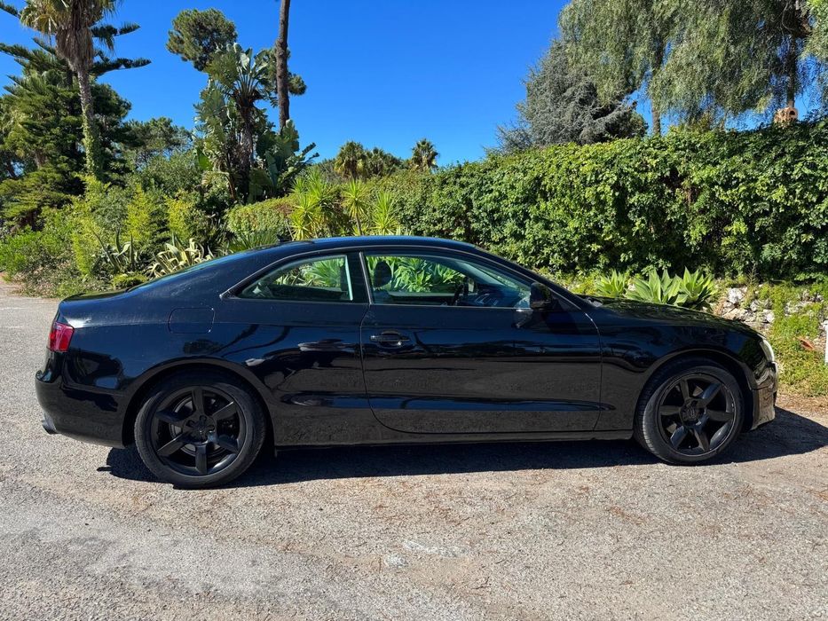 Audi A5 Coupé 2.7 TDI V6 Multitronic • 190 cv