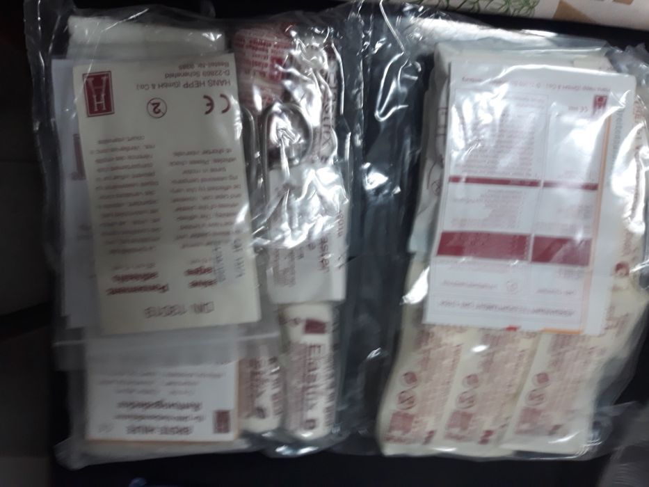 Kit primeiros socorros/Mercedes/Smart NOVO