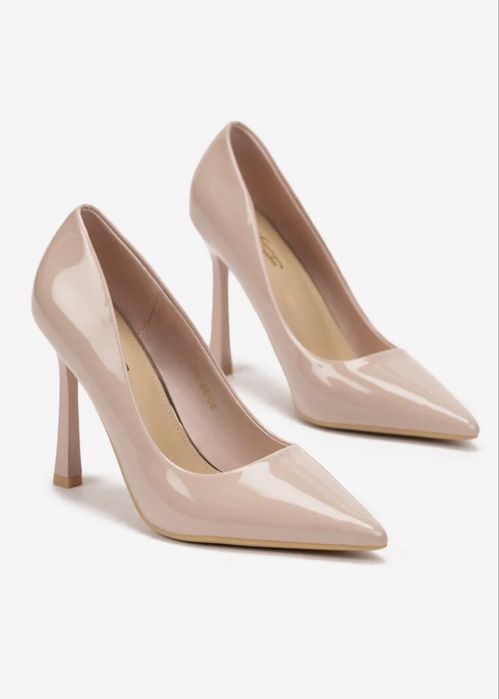 Туфлі лодочки 38 розмір, бежеві