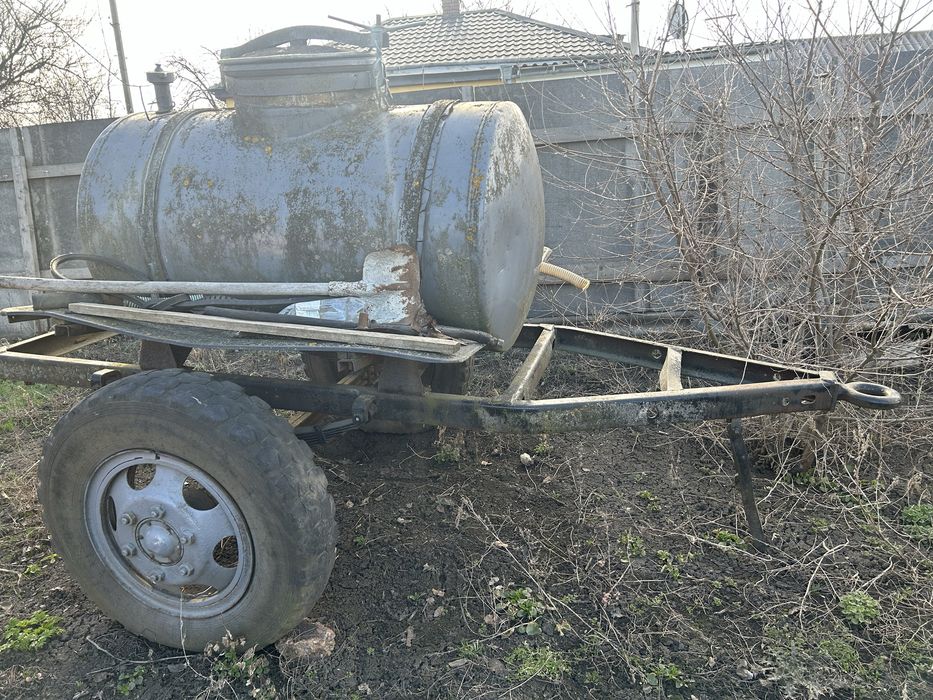 Бочка на колесах, емкість для води