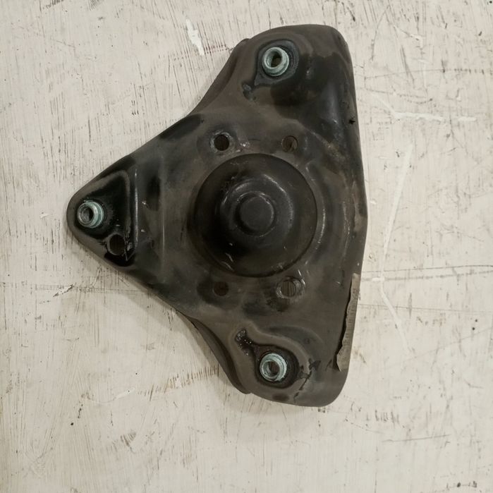 Topo de suspensão - VOLKSWAGEN Passat (3B2) | 96 - 01