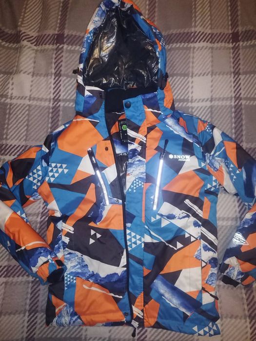 Зимняя курточка на мальчика