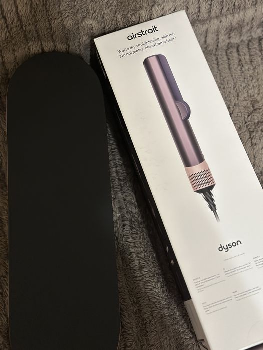 Aeroprostownica Dyson Airstrait + etui