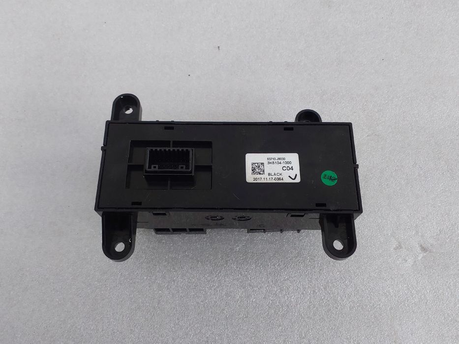 Comando / botão / interruptor multifunções HYUNDAI Kauai (OS)