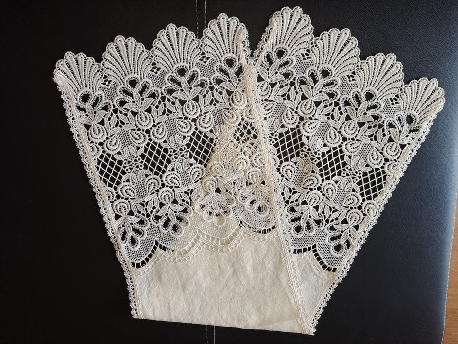 Colcha em linho + conjunto de naperons