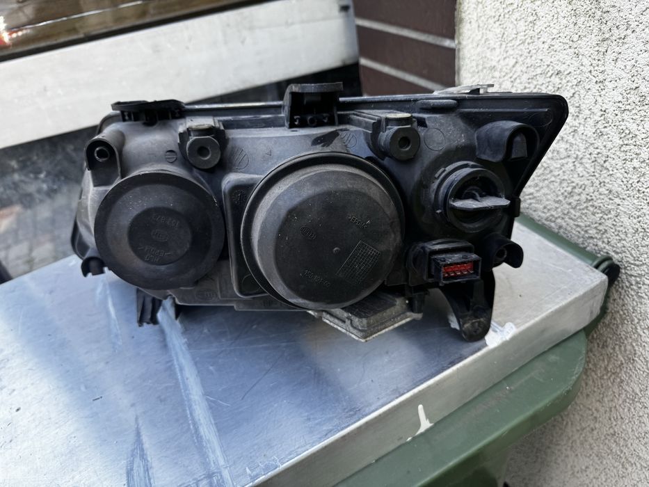 Saab 93 Lampa przód lewa prawa xenon