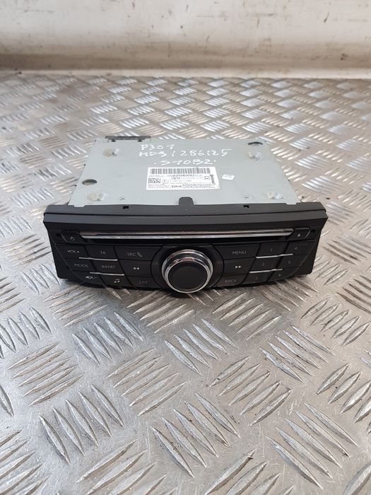 Radio 98220655Zd Peugeot 301 18R-