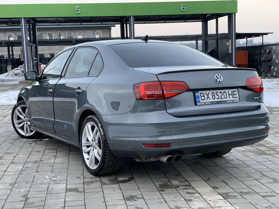 Volkswagen Jetta SE 1.8T 2015