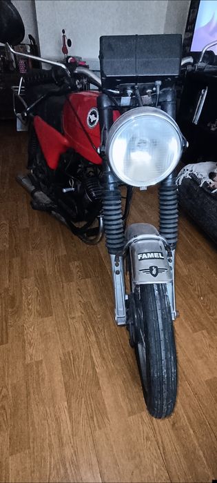 Mota Zundapp de origem