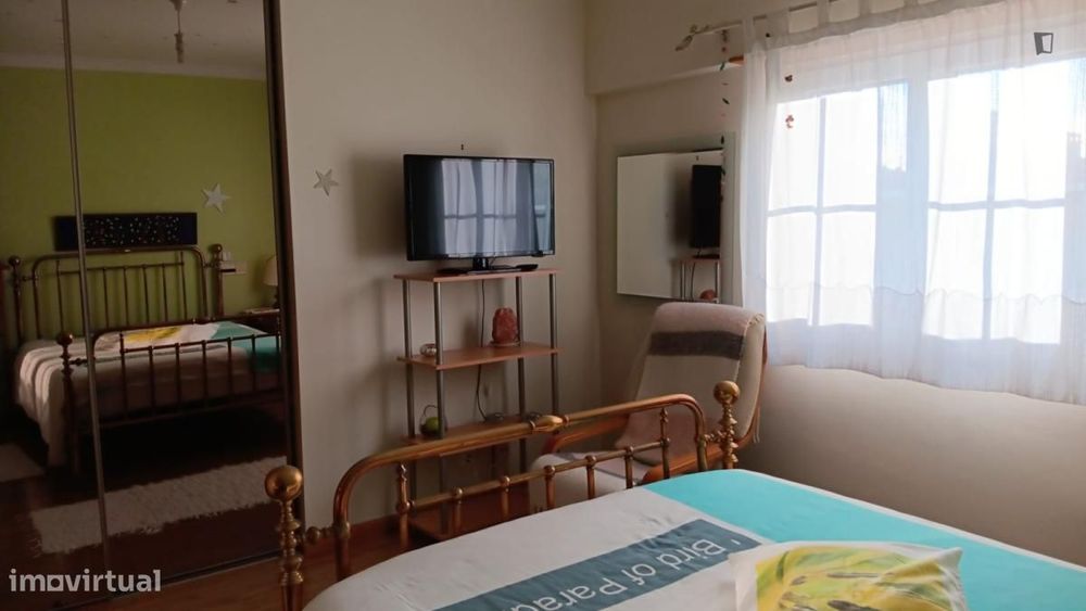 Quarto - localizado em Lisbon